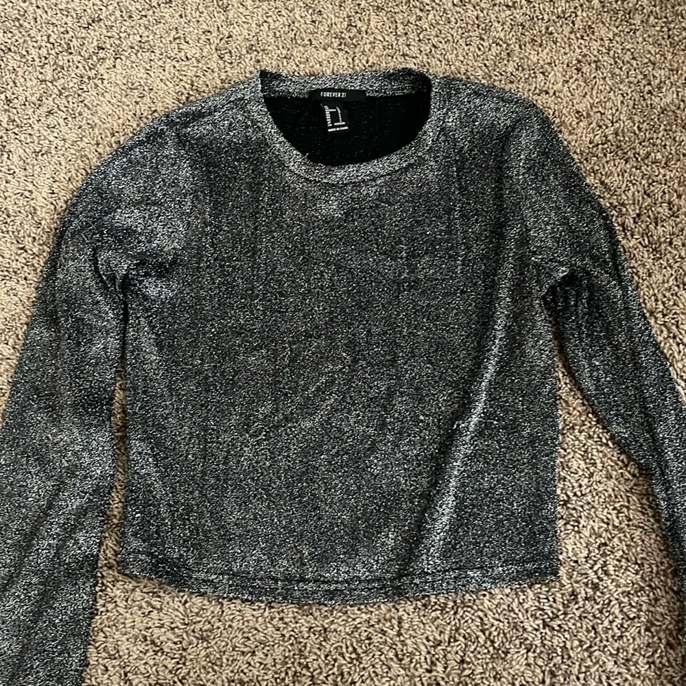 forever 21 shiny long sleeve size large